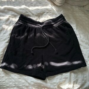 Aritzia sweatshorts
